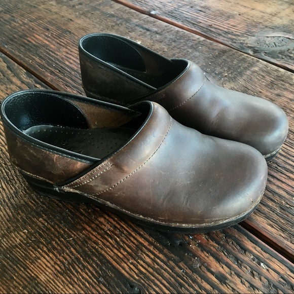 dansko oiled leather